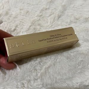 Stila glitter and glow liquid eye shadow color tulip twinkle New